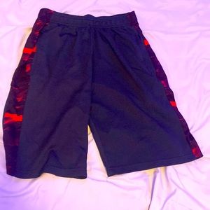 Regular outdoor shorts to wear worn once in really good condition